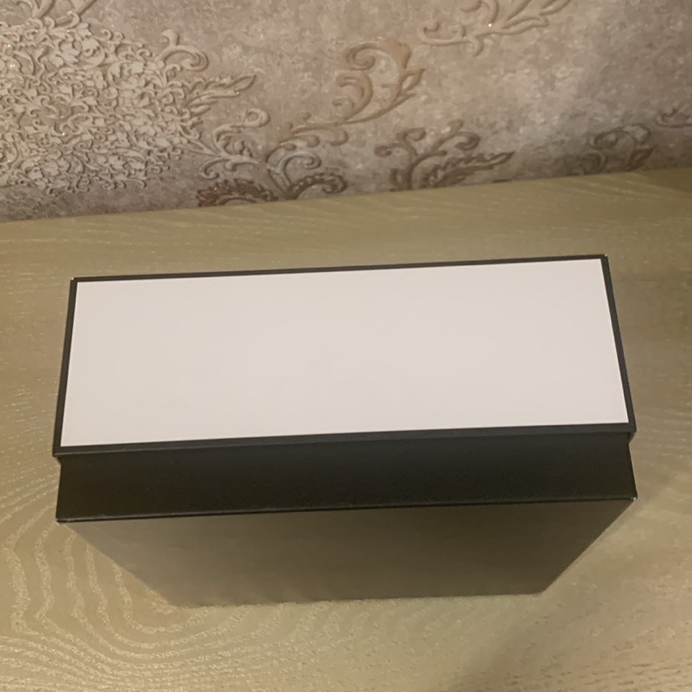 Chanel box - Picture 2 of 8